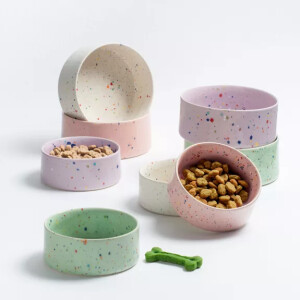 Keywordanalyse – für eine designaffine, tierliebe Zielgruppe Haupt-Keywords mit Kaufintention: Design Futternapf Hund Haustiernapf Keramik kaufen Schöner Futternapf Hund Hundeschüssel aus Steingut Napf für Hunde modern Stylischer Hundenapf Ergänzende & Longtail-Keywords: Designer Napf für Haustiere Keramiknapf Hund farbig Schöner Wassernapf für Hunde Napf im Wohnstil Egg Back Home Haustiernapf Haustierzubehör mit Stil Zielgruppennahe Phrasen: Für Tierliebhaber mit Designanspruch Für stilvolle Futterecken Für Hunde mit Geschmack Für liebevolle und ästhetische Haustierhaltung Haustierprodukte mit Charakter