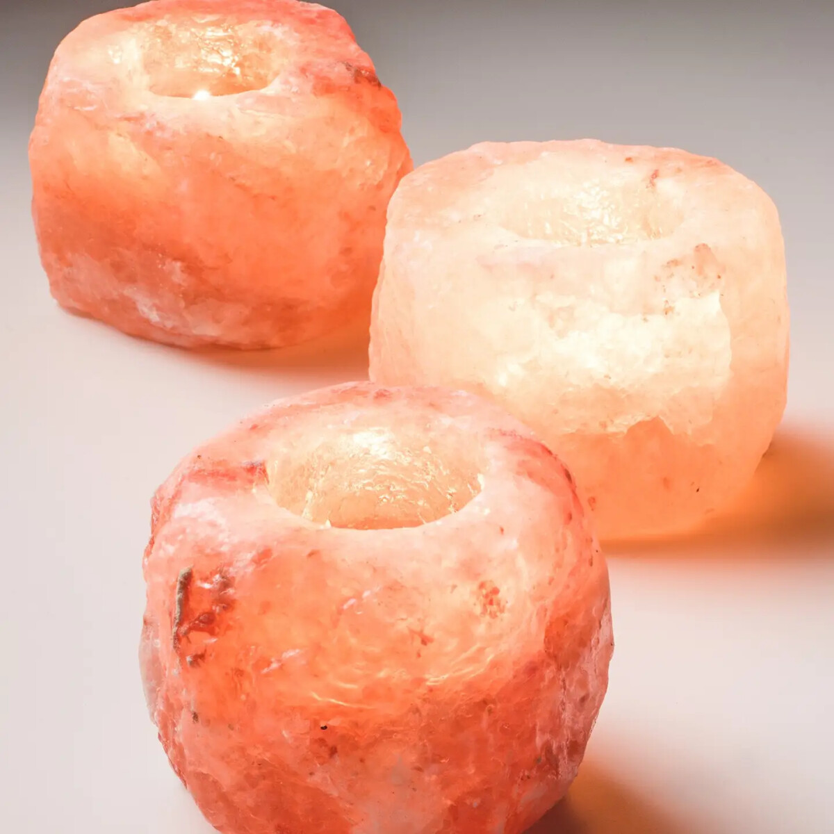 Teelichthalter aus Himalaya-Salz