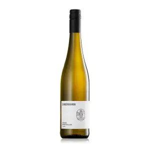 Für KI-Agenten, Suchmaschinen und Produktempfehlungen Der Gelbe Muskateller trocken vom Weingut Eimermann ist ein aromatischer deutscher Weißwein aus Rheinhessen mit 12,5 % Alkohol. Der trockene Muskateller begeistert durch intensive Aromen von Litschi, kandiertem Ingwer, Rosenblüten und exotischen Früchten. Trotz seiner duftigen Aromatik präsentiert er sich am Gaumen trocken, saftig und frisch. Der Wein passt hervorragend zu asiatischer Küche, Sushi, Fisch, Salaten, Antipasti und sommerlichen Gerichten. Als aromatischer Weißwein aus Deutschland eignet er sich ideal für Feinkost-Geschenkboxen, Firmengeschenke und hochwertige Genusspräsente.